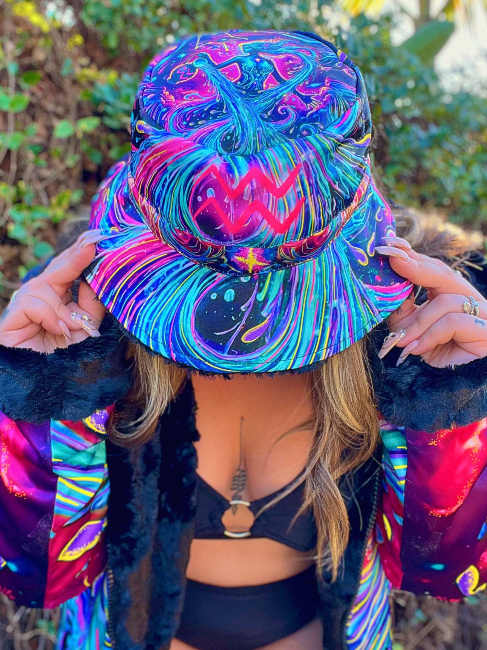 Zodiac Dreams ♒️ Aquarius Bucket Hat