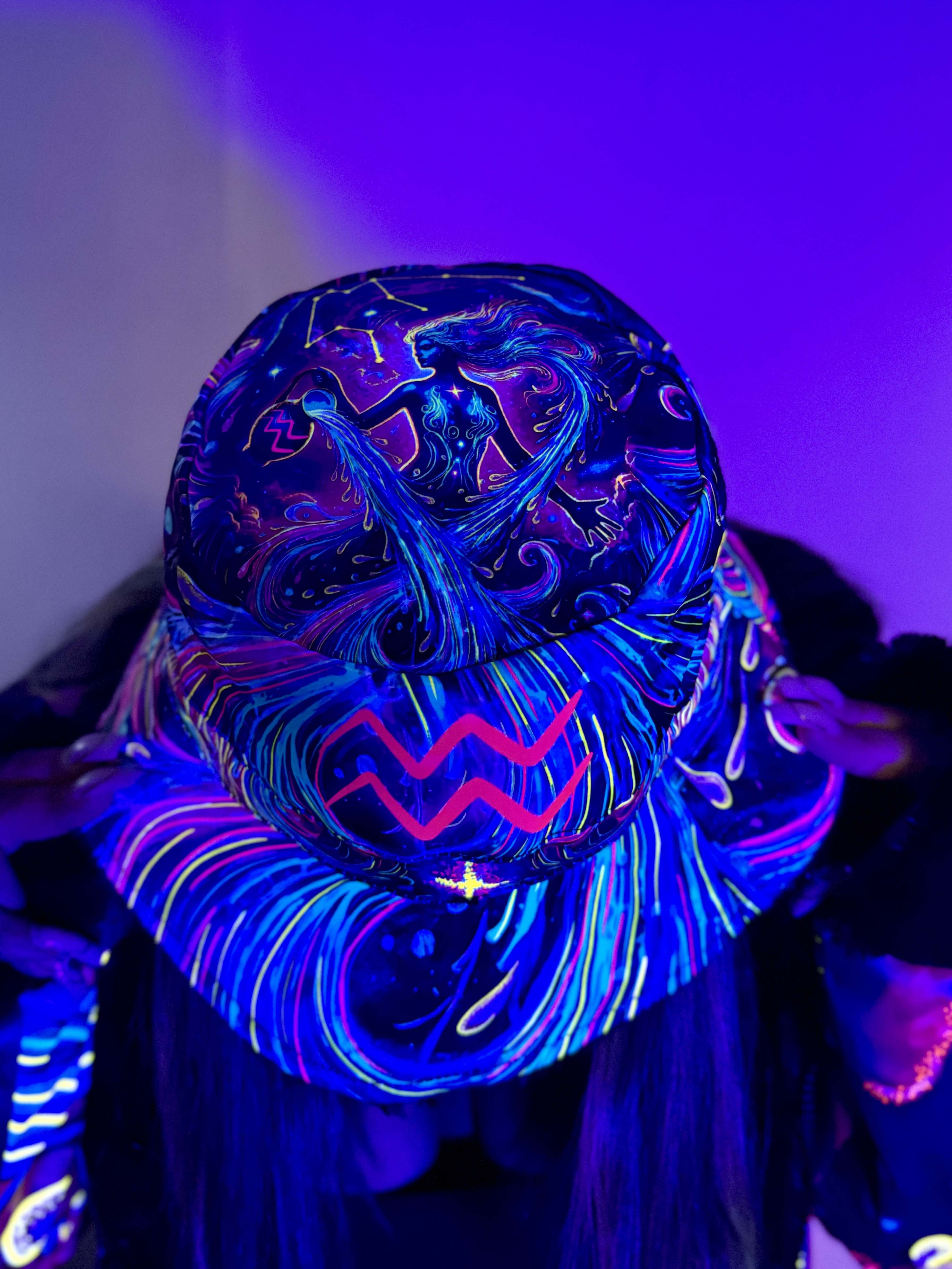 Zodiac Dreams ♒️ Aquarius Bucket Hat