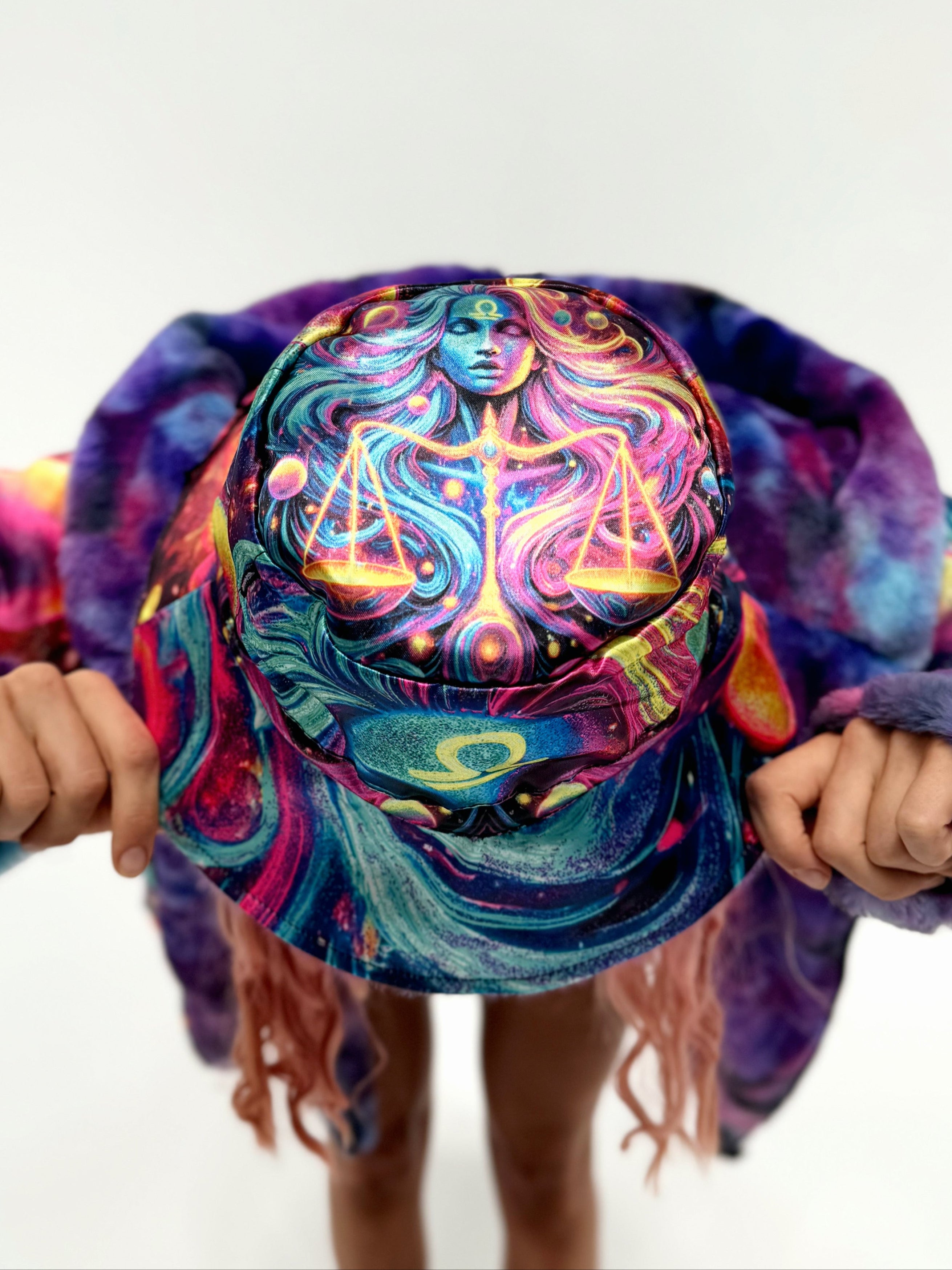 Zodiac Dreams ♎️ Libra Bucket Hat