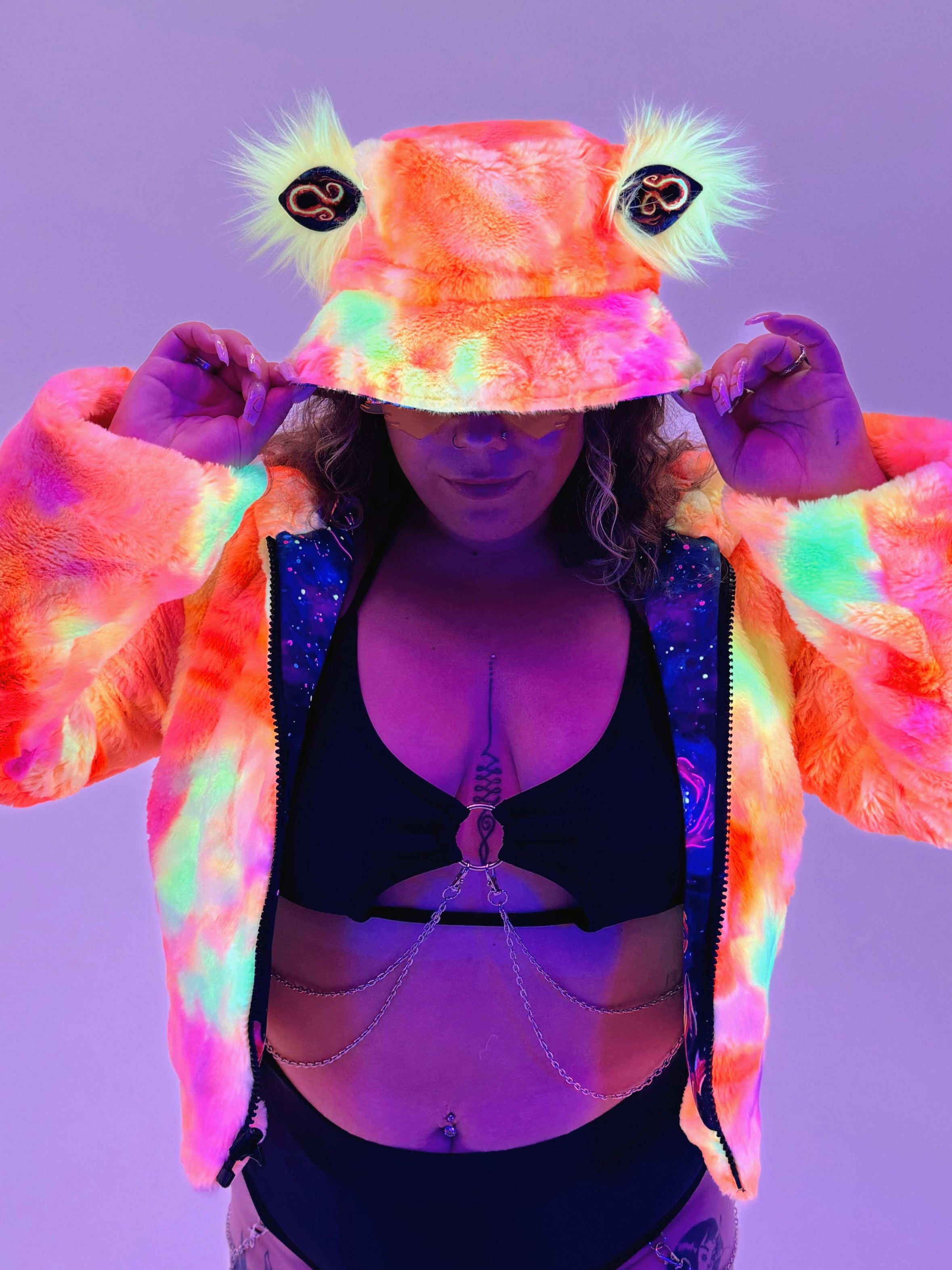 Zodiac Dreams ♌ Leo Bucket Hat