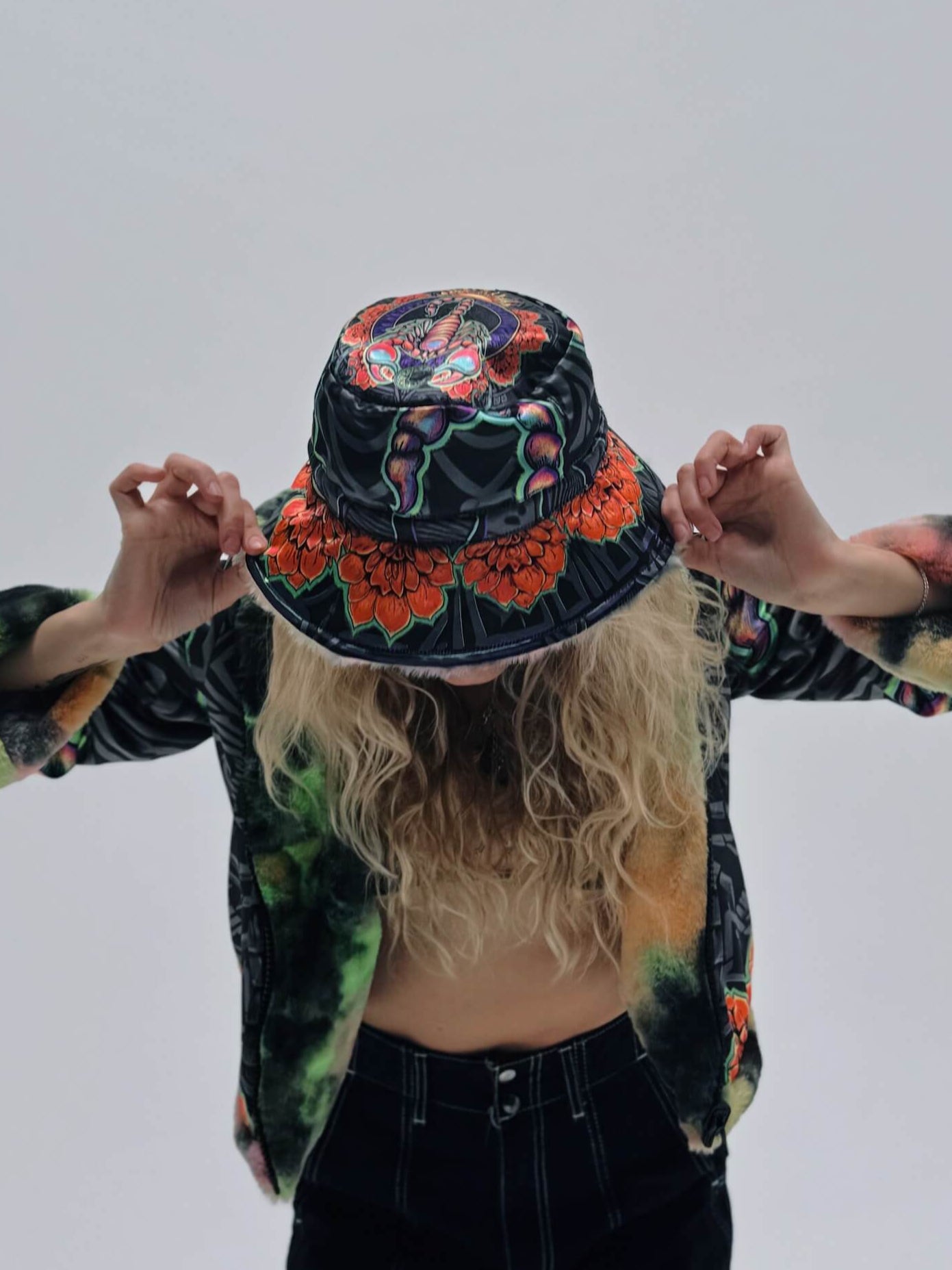 Zodiac Dreams ♏️ Scorpio Bucket Hat